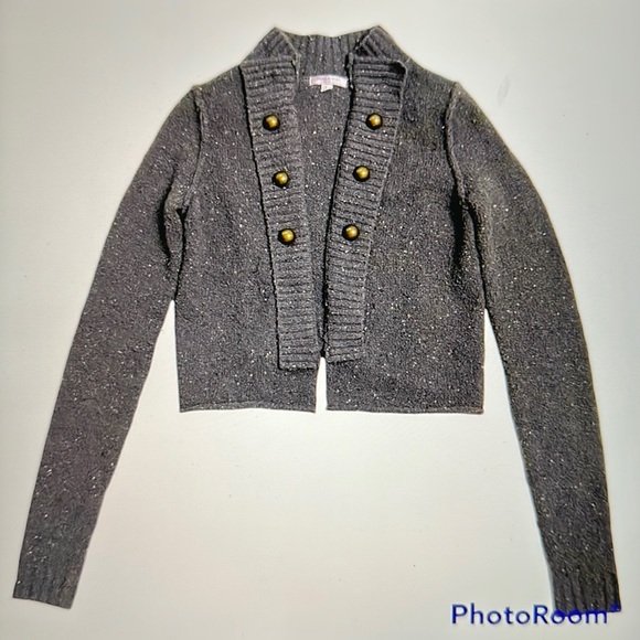 Romeo & Juliet Couture Sweaters - Romeo & Juliet Cropped Sweater Size-S